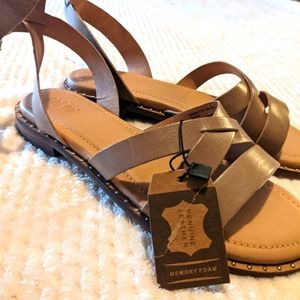 Crevo NEW leather ankle strap flat comfort sandals